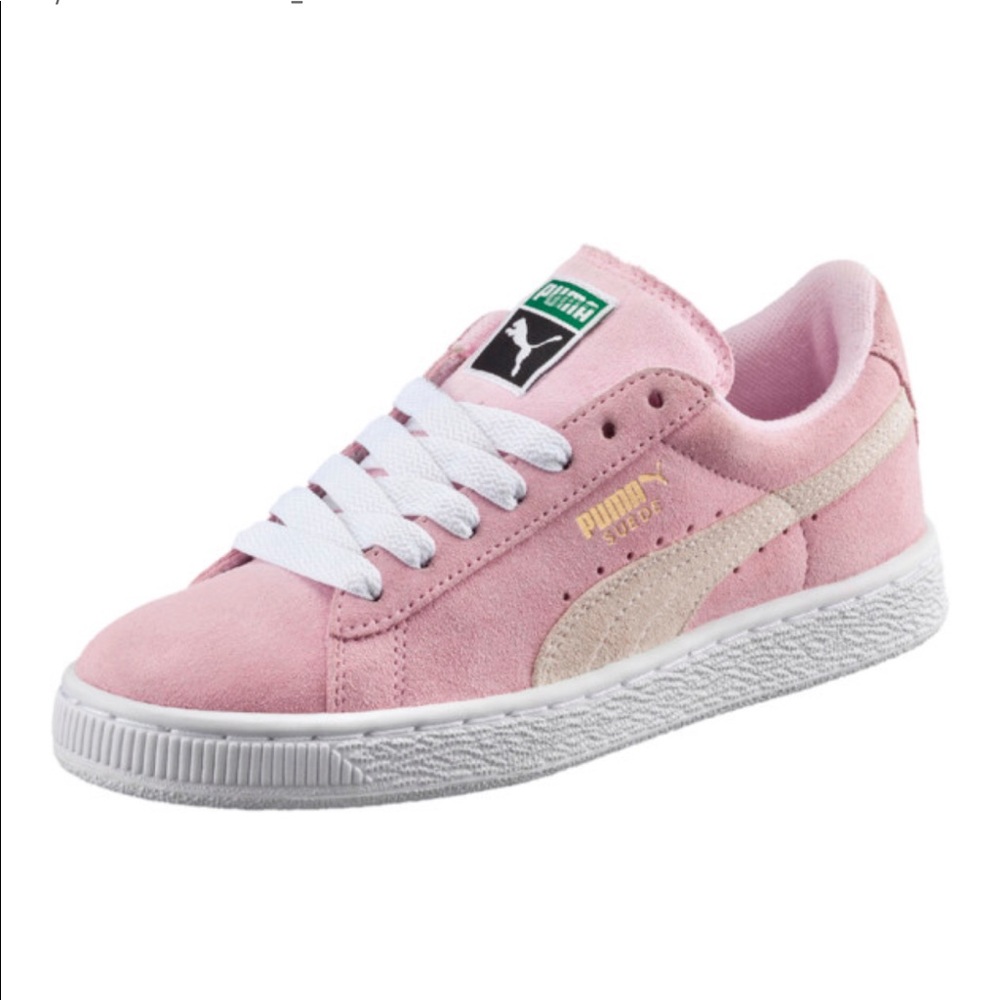 LIGHT PINK PUMAS